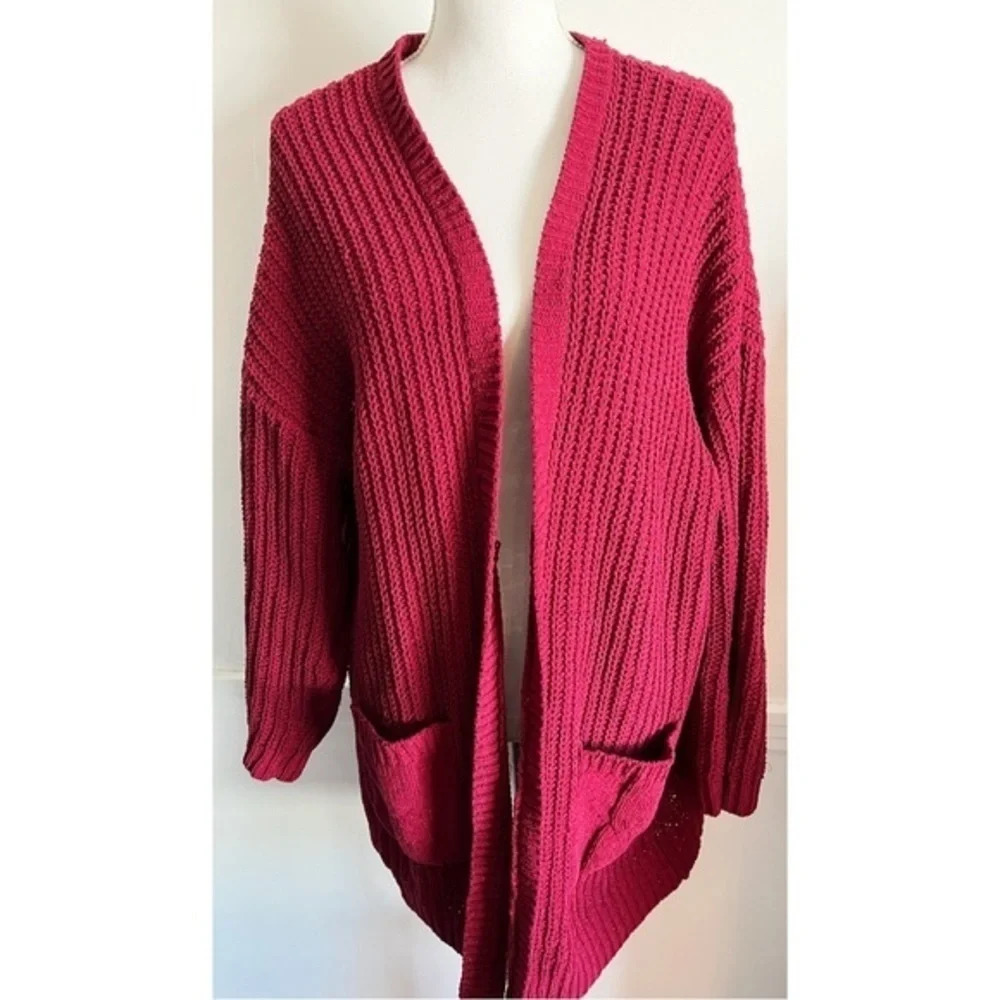 TORRID • WINE RED METALLIC LUREX KNIT CARDIGAN
